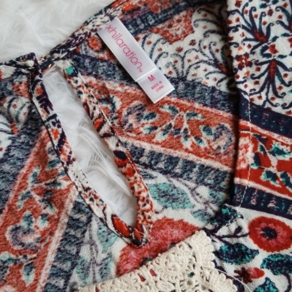 Xhilaration Floral Paisley Boho Crochet Tank Top M - Picture 3 of 6